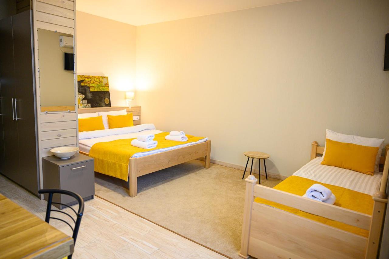Space Apart Hotel Lutsʼk Eksteriør billede